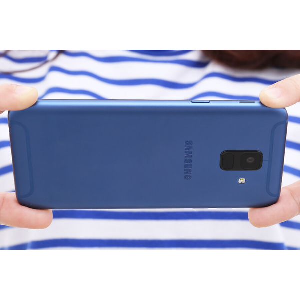 Samsung Galaxy A6 (2018) 32GB (Hàng Chính Hãng) - Hình 11