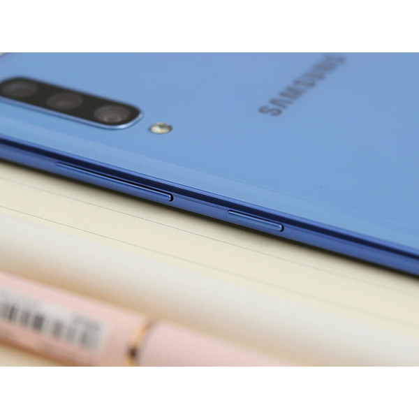 Samsung Galaxy A70 128GB - Hình 6