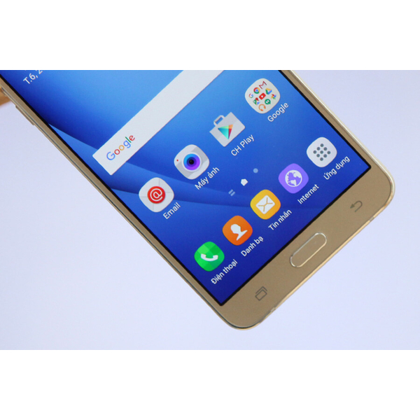 Samsung Galaxy J7 (2016) 16GB - Hình 4