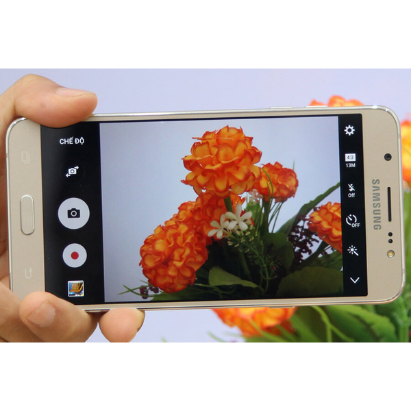 Samsung Galaxy J7 (2016) 16GB - Hình 11