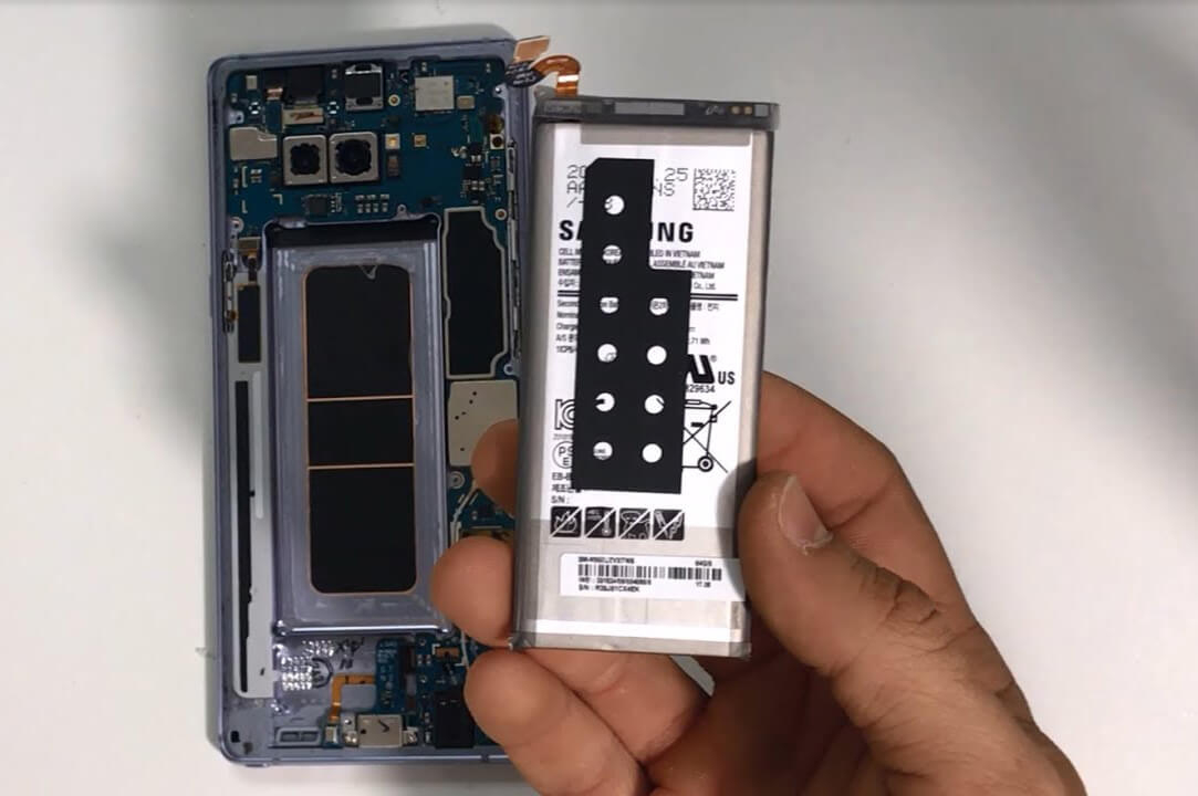 Thay pin Samsung Note 9 - Hình 1